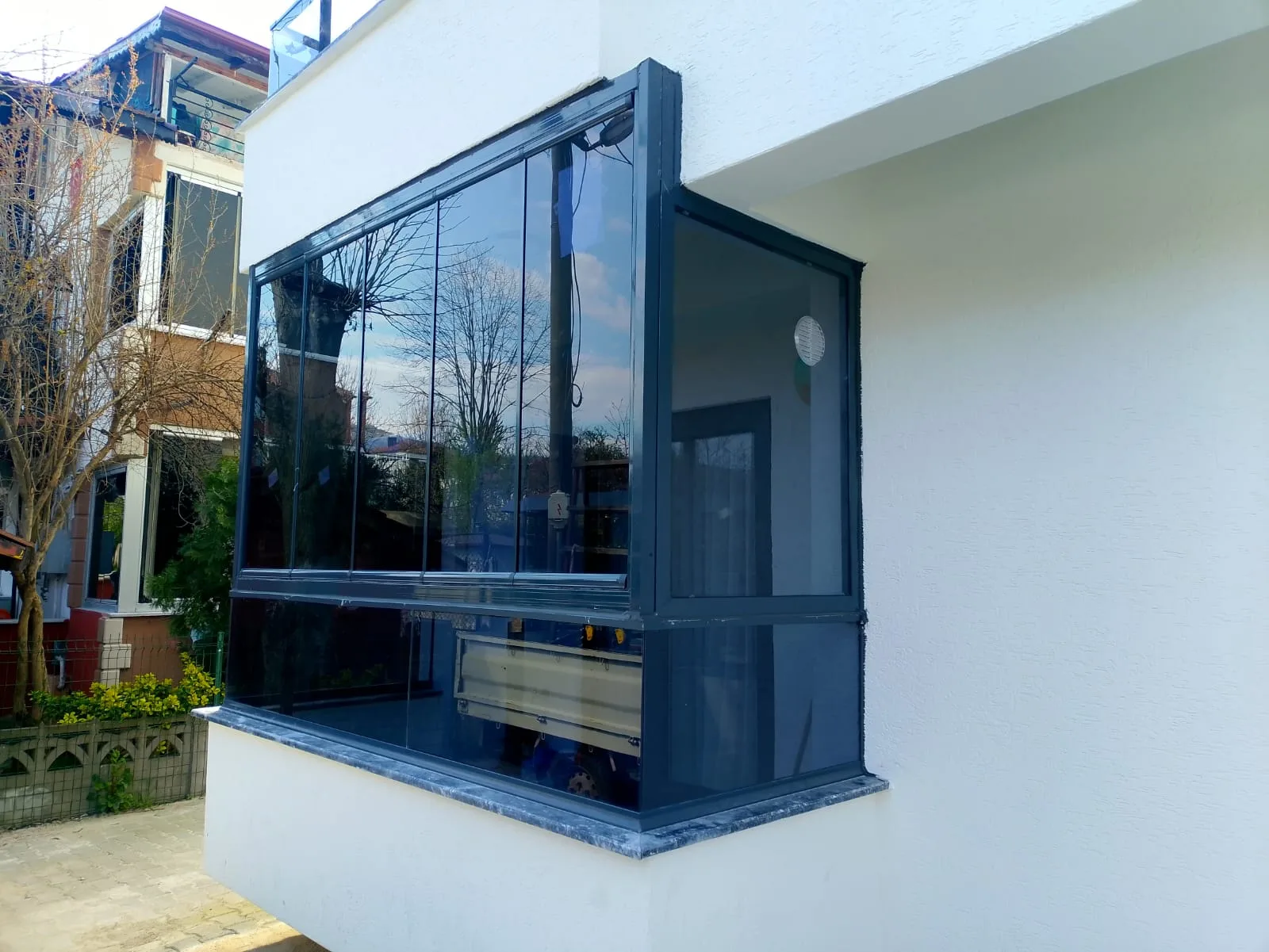 Erenler Cam balkon imalat işleri ve sineklik imalat montaj hizmeti